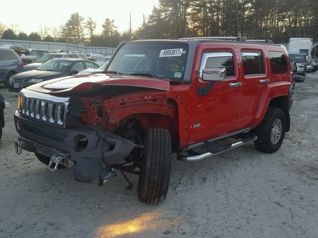 5GTDN136268116800 - 2006 HUMMER H3 RED photo 2