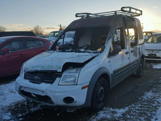 NM0LS7DN4BT064109 - 2011 FORD TRANSIT CO WHITE photo 2