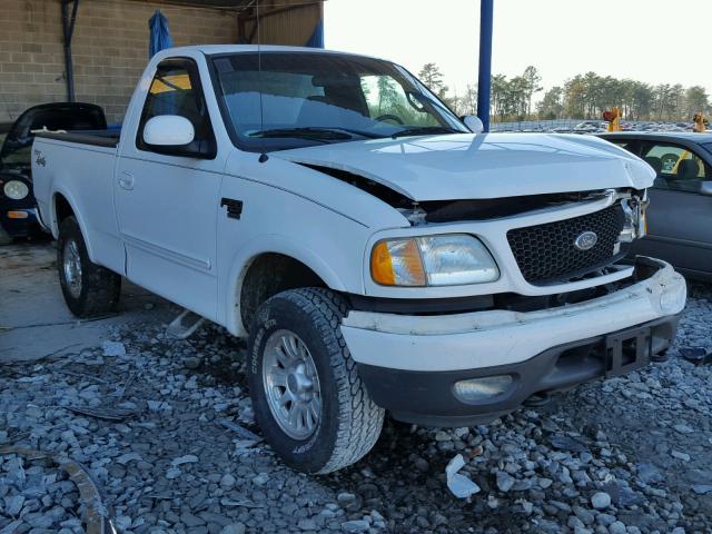 1FTRF18W62NA35748 - 2002 FORD F150 WHITE photo 1