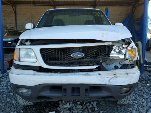 1FTRF18W62NA35748 - 2002 FORD F150 WHITE photo 9