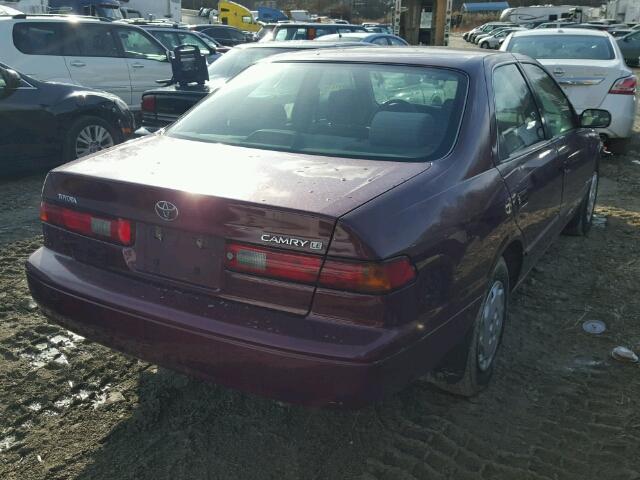 4T1BG22K5WU334424 - 1998 TOYOTA CAMRY CE MAROON photo 4