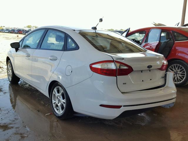 3FADP4BJ8GM112875 - 2016 FORD FIESTA SE WHITE photo 3