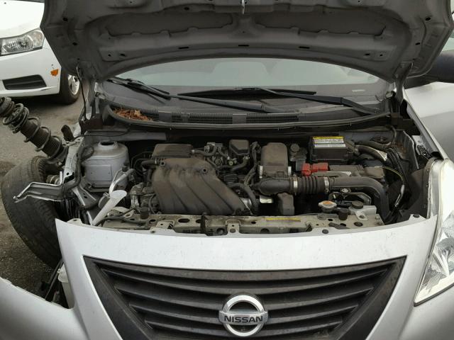 3N1CN7AP1EL818031 - 2014 NISSAN VERSA S SILVER photo 7