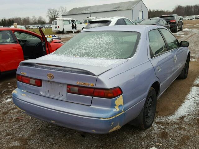 4T1BG22K3VU002349 - 1997 TOYOTA CAMRY CE BLUE photo 4