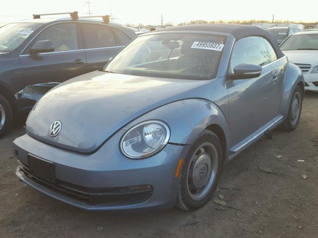 3VW517AT5GM823810 - 2016 VOLKSWAGEN BEETLE S/S 蓝色 照片 2