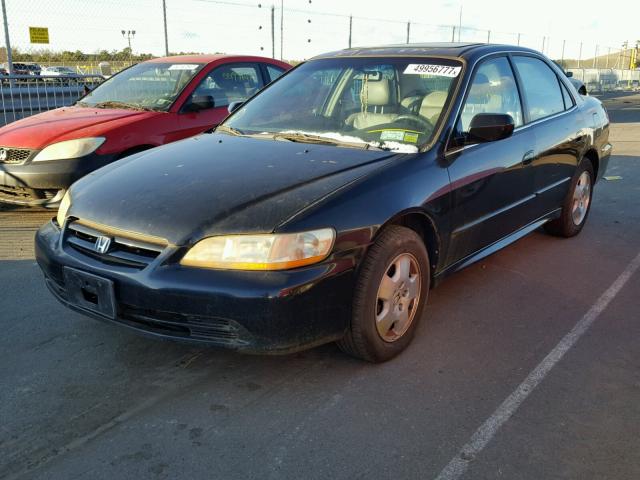 1HGCG16552A005050 - 2002 HONDA ACCORD EX BLACK photo 2