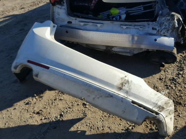 JH4CU26669C017596 - 2009 ACURA TSX WHITE photo 9