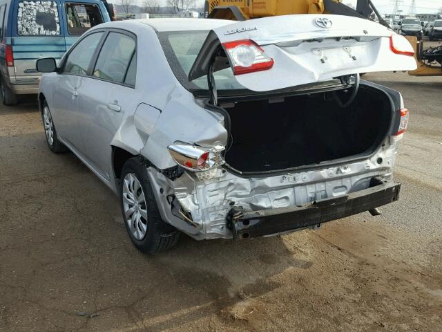 5YFBU4EE3CP051558 - 2012 TOYOTA COROLLA BA SILVER photo 3