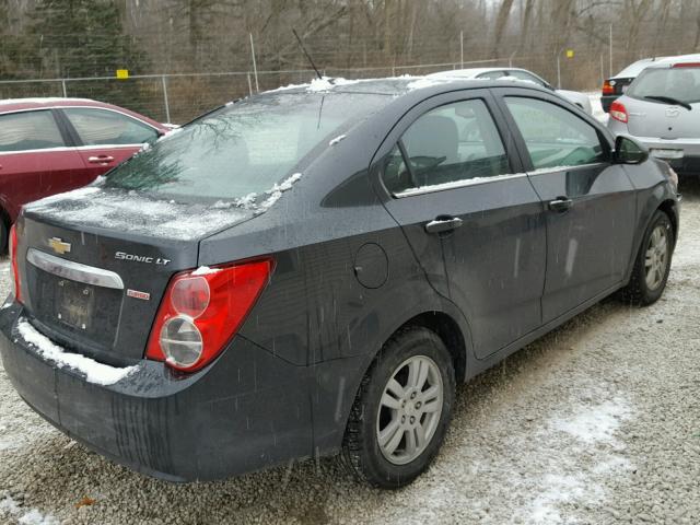 1G1JC5SH7F4106368 - 2015 CHEVROLET SONIC LT GRAY photo 4