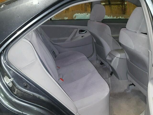4T1BF3EKXAU080996 - 2010 TOYOTA CAMRY BASE GRAY photo 6