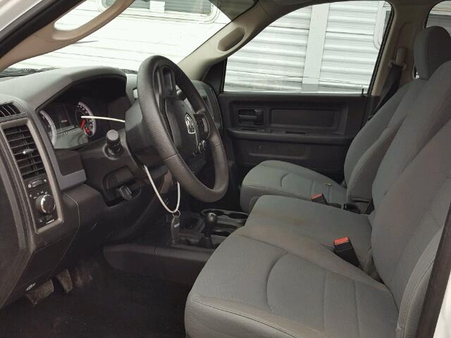 3C6TR5CT1DG584844 - 2013 RAM 2500 ST WHITE photo 5