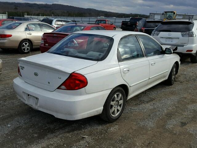 KNAFB121345306146 - 2004 KIA SPECTRA BA WHITE photo 4