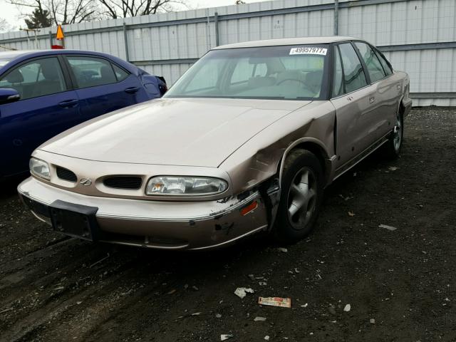 1G3HN52K1X4839819 - 1999 OLDSMOBILE 88 BASE BEIGE photo 2