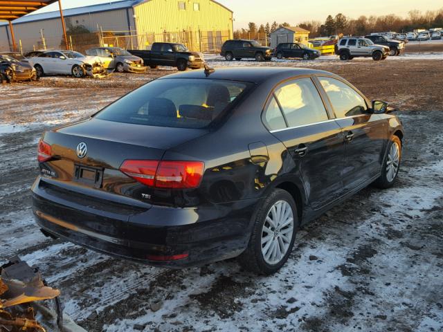 3VWD07AJ3FM310387 - 2015 VOLKSWAGEN JETTA SE 黑色 照片 4