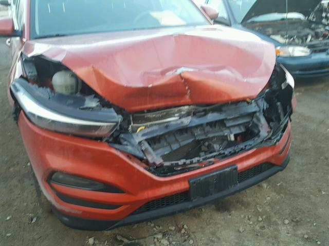 KM8J33A48GU153643 - 2016 HYUNDAI TUCSON LIM ORANGE photo 9