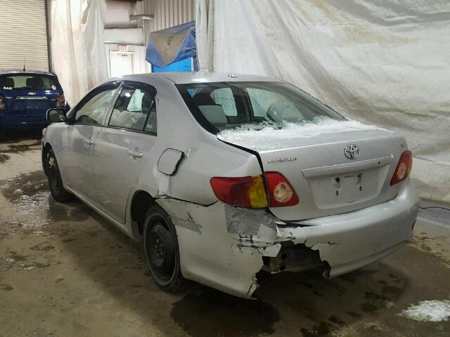 1NXBU40E69Z156254 - 2009 TOYOTA COROLLA BA SILVER photo 3