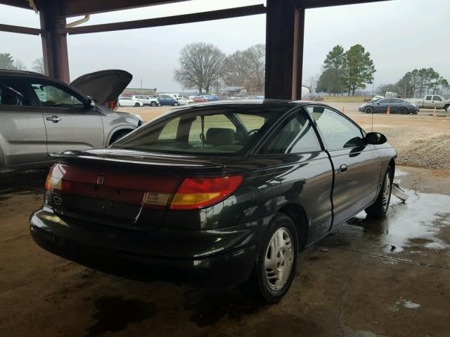 1G8ZY1277YZ118810 - 2000 SATURN SC2 GREEN photo 4