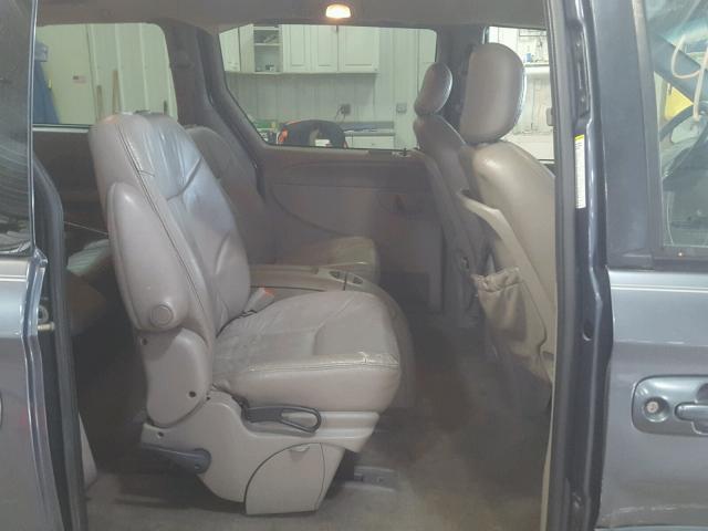 2C4GP54L32R734491 - 2002 CHRYSLER TOWN & COU Mavi foto 6