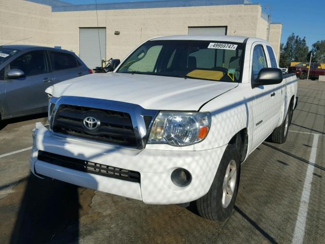 5TETX22N95Z047144 - 2005 TOYOTA TACOMA ACC WHITE photo 2