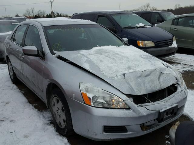 1HGCM56487A040678 - 2007 HONDA ACCORD LX SILVER photo 1