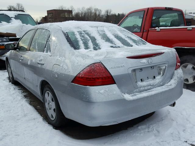 1HGCM56487A040678 - 2007 HONDA ACCORD LX SILVER photo 3