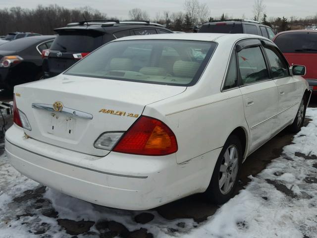 4T1BF28B11U136863 - 2001 TOYOTA AVALON XL WHITE photo 4