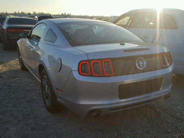 1ZVBP8AM3E5310915 - 2014 FORD MUSTANG SILVER photo 3