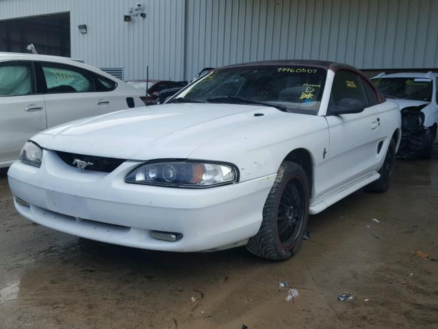 1FALP4046SF144581 - 1995 FORD MUSTANG WHITE photo 2