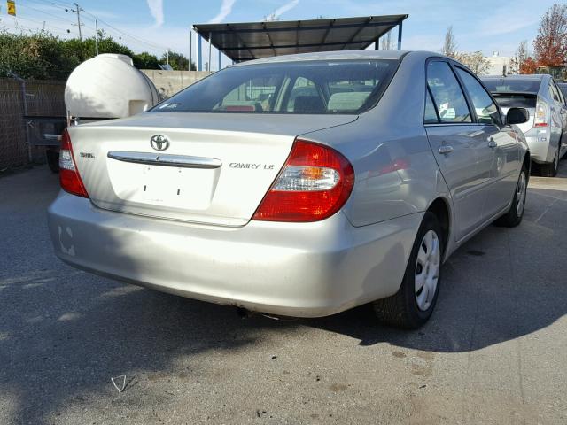 4T1BE32K43U250599 - 2003 TOYOTA CAMRY LE SILVER photo 4