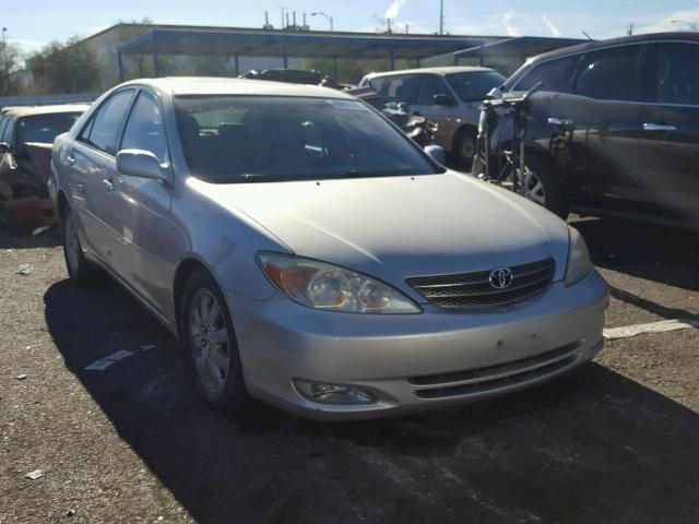 4T1BF30K74U577838 - 2004 TOYOTA CAMRY LE SILVER photo 1