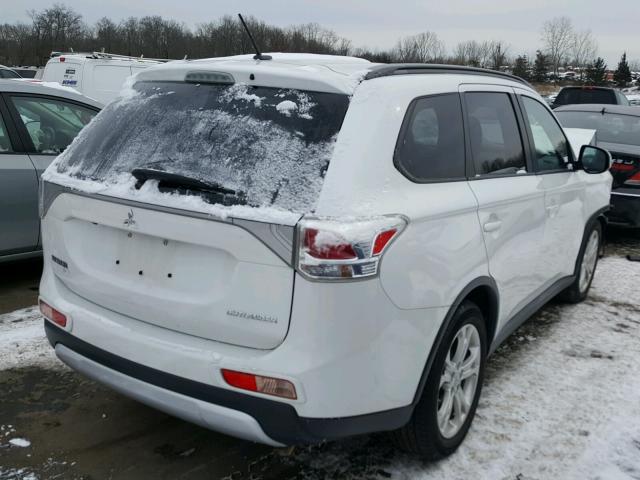 JA4AZ3A33FZ004160 - 2015 MITSUBISHI OUTLANDER WHITE photo 4