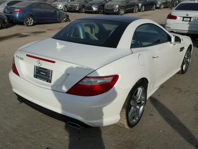 WDDPK5HA6FF104006 - 2015 MERCEDES-BENZ SLK 350 WHITE photo 4