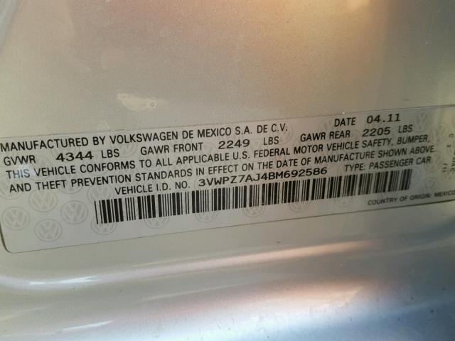 3VWPZ7AJ4BM692586 - 2011 VOLKSWAGEN JETTA S Gümüş foto 10