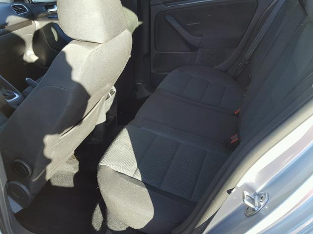 3VWPZ7AJ4BM692586 - 2011 VOLKSWAGEN JETTA S Gümüş foto 6