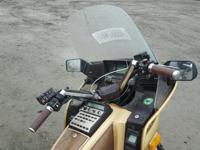 1HFSC1460FA114240 - 1985 HONDA GL1200 L GOLD photo 5