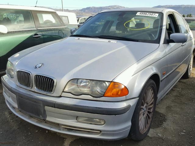 WBAAV53481FJ68076 - 2001 BMW 330 I SILVER photo 2