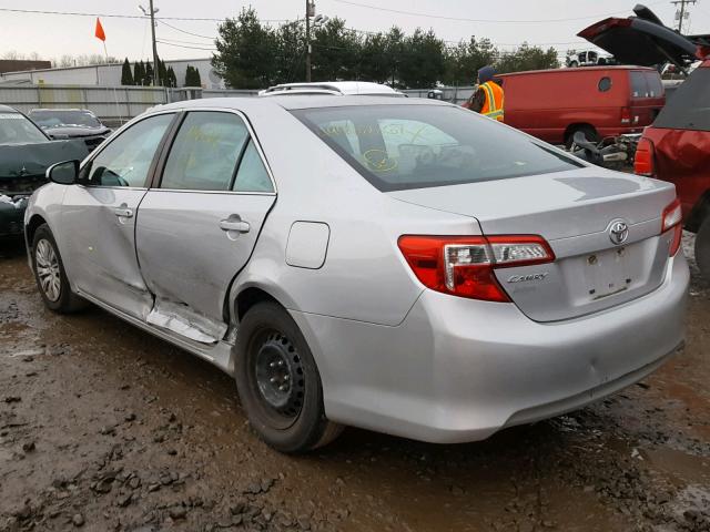 4T1BF1FK2CU058285 - 2012 TOYOTA CAMRY BASE SILVER photo 3