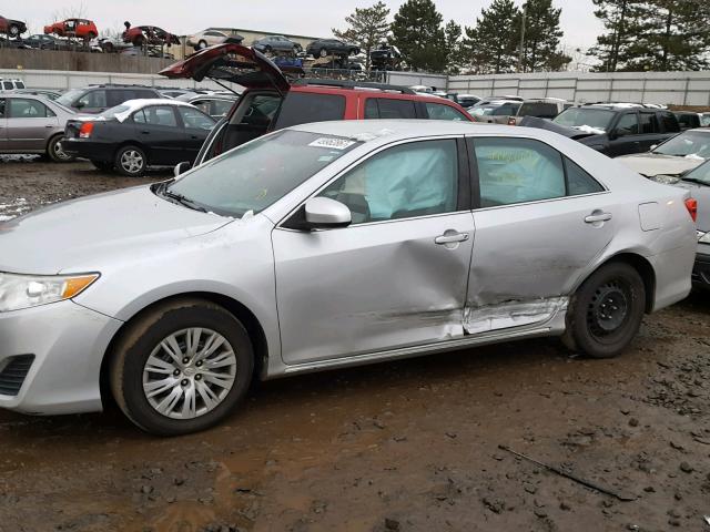 4T1BF1FK2CU058285 - 2012 TOYOTA CAMRY BASE SILVER photo 9