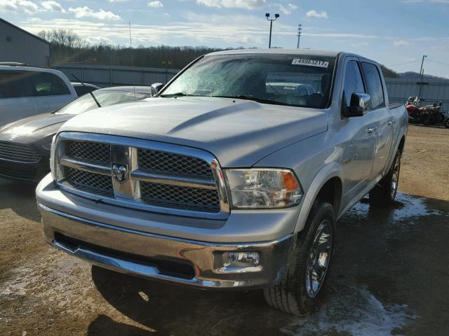 1D7RV1CTXAS177008 - 2010 DODGE RAM 1500 SILVER photo 2