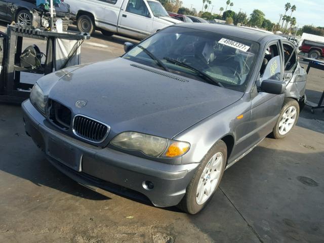 WBAEV33402KL65144 - 2002 BMW 325 I BLUE photo 2