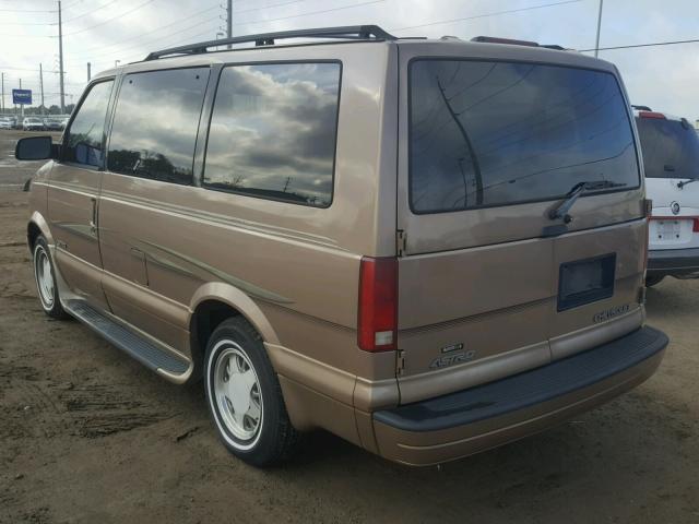 1GNDM19W11B134628 - 2001 CHEVROLET ASTRO TAN photo 3