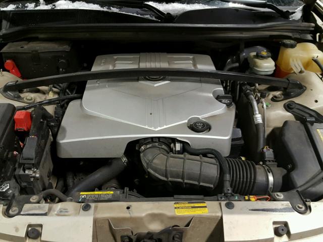 1GYEE637170166258 - 2007 CADILLAC SRX TAN photo 7