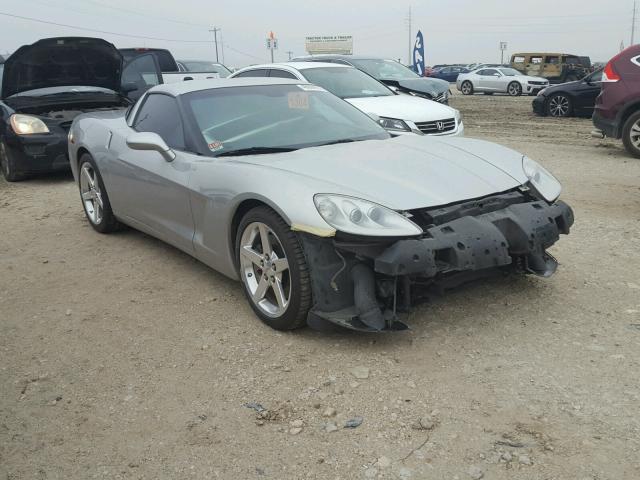 1G1YY24U355124366 - 2005 CHEVROLET CORVETTE SILVER photo 1