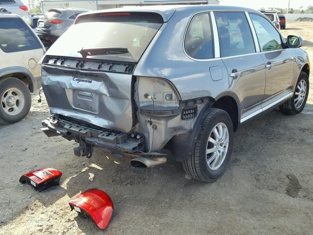 WP1AA29P24LA23084 - 2004 PORSCHE CAYENNE GRAY photo 4