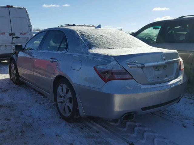 JH4KB2F65AC001847 - 2010 ACURA RL SILVER photo 3