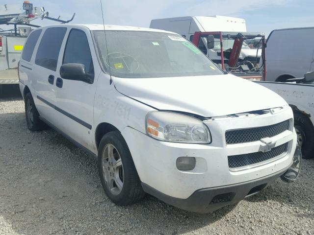 1GNDV23W48D175913 - 2008 CHEVROLET UPLANDER L WHITE photo 1