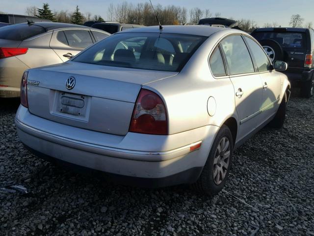 WVWPD63B62P170988 - 2002 VOLKSWAGEN PASSAT GLS SILVER photo 4