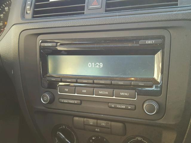 3VW1K7AJ0FM252073 - 2015 VOLKSWAGEN JETTA BASE GRAY photo 9