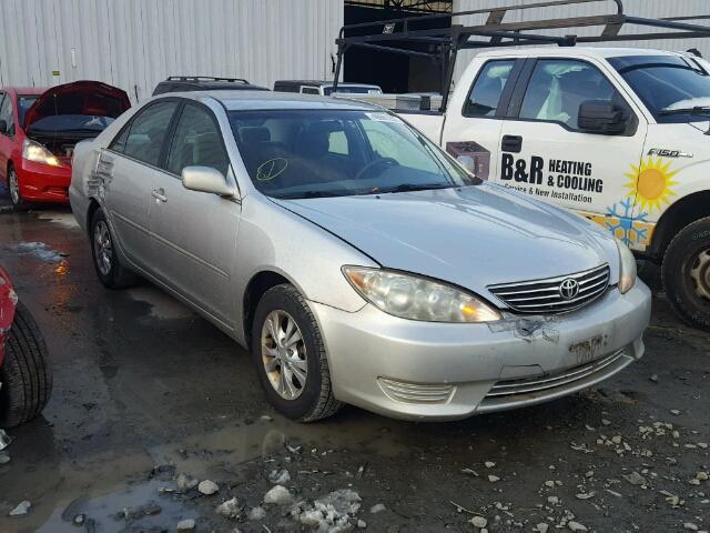 4T1BF32KX5U603380 - 2005 TOYOTA CAMRY LE SILVER photo 1