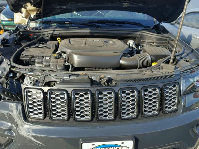 1C4RJEAG2JC124851 - 2018 JEEP GRAND CHER GRAY photo 7